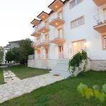 Elatos Hotel apartamentowy Kleitoria