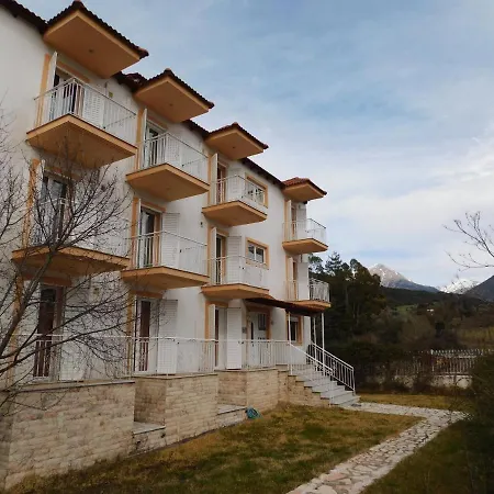Elatos Apartmanhotel 3*