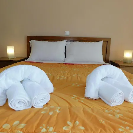 Elatos 3* Κλειτορία