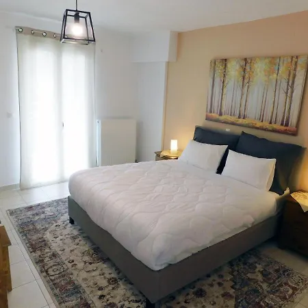 Aparthotel Elatos 3*