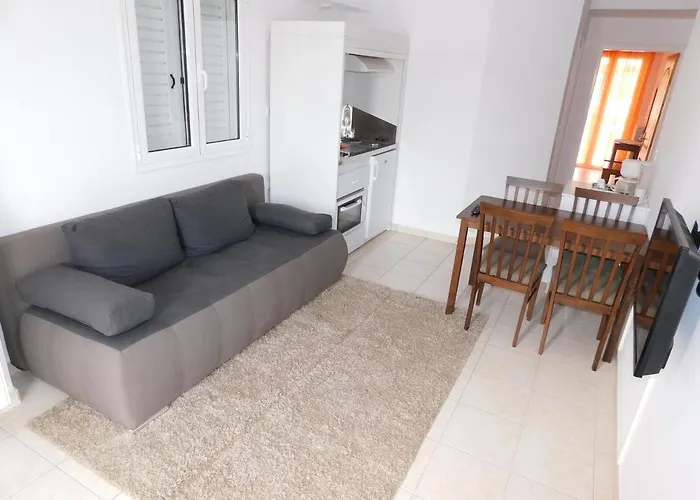 Elatos Apartmanhotel Klitoría