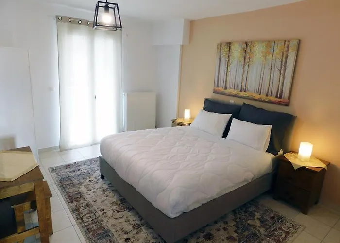 מלון דירות Elatos 3*